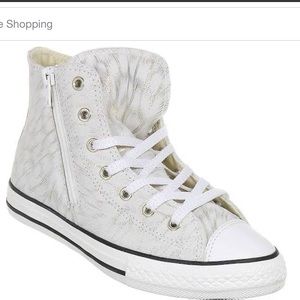 Girls high top Converse. Sz 13